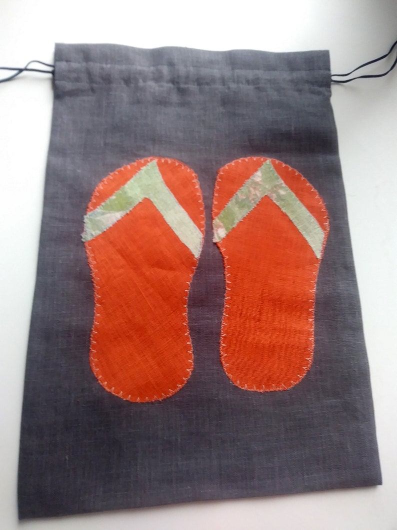 \u2013 Choose the design Linen Shoe Bag with blue or orange flip-flops or high heels Travel Shoe Bag