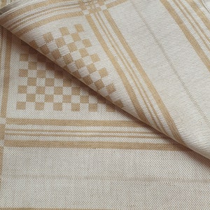 Linen Table-Cloth - Beautiful Table Cloth For Beautiful Home