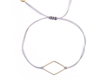 Delicate bracelet, rectangle shape
