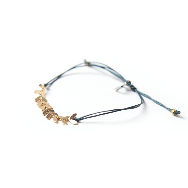 Leaf bracelet image 9