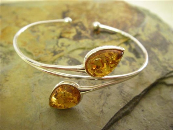 Amber bracelet - image 1