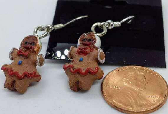 Sugar Plums Christmas Earrings - Small Ginger Girl