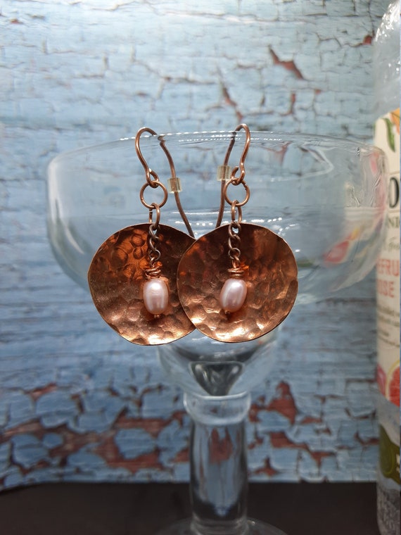 Copper 'shell' and pearl earrings - Venus!