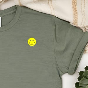 Toppa termoadesiva con emoticon in varie dimensioni / toppa termoadesiva con emoticon sorridente / emoticon termoadesiva per adulti o bambini Leo/neon / emoticon fai da te per magliette