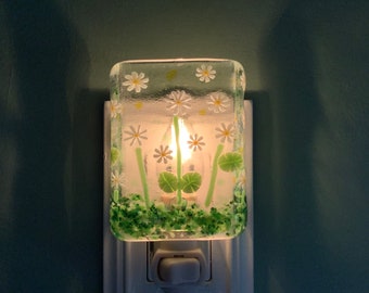 1 Murrini Delightful Daisy Fields Glass Plug In Flowers Night Light with Draped Sides Outlet Sconce