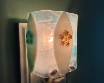 1 Surfboard Wall Plug in Beach Night Light in Fused Glass Outlet Sconce