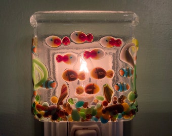 1 Fish Tank Fused Glass Night Light Plug In Wall Outlet Sconce with Millefiori