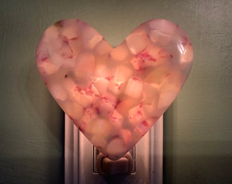 1 Sweetie Pie Pink Heart Fused Glass Plug In Night Light