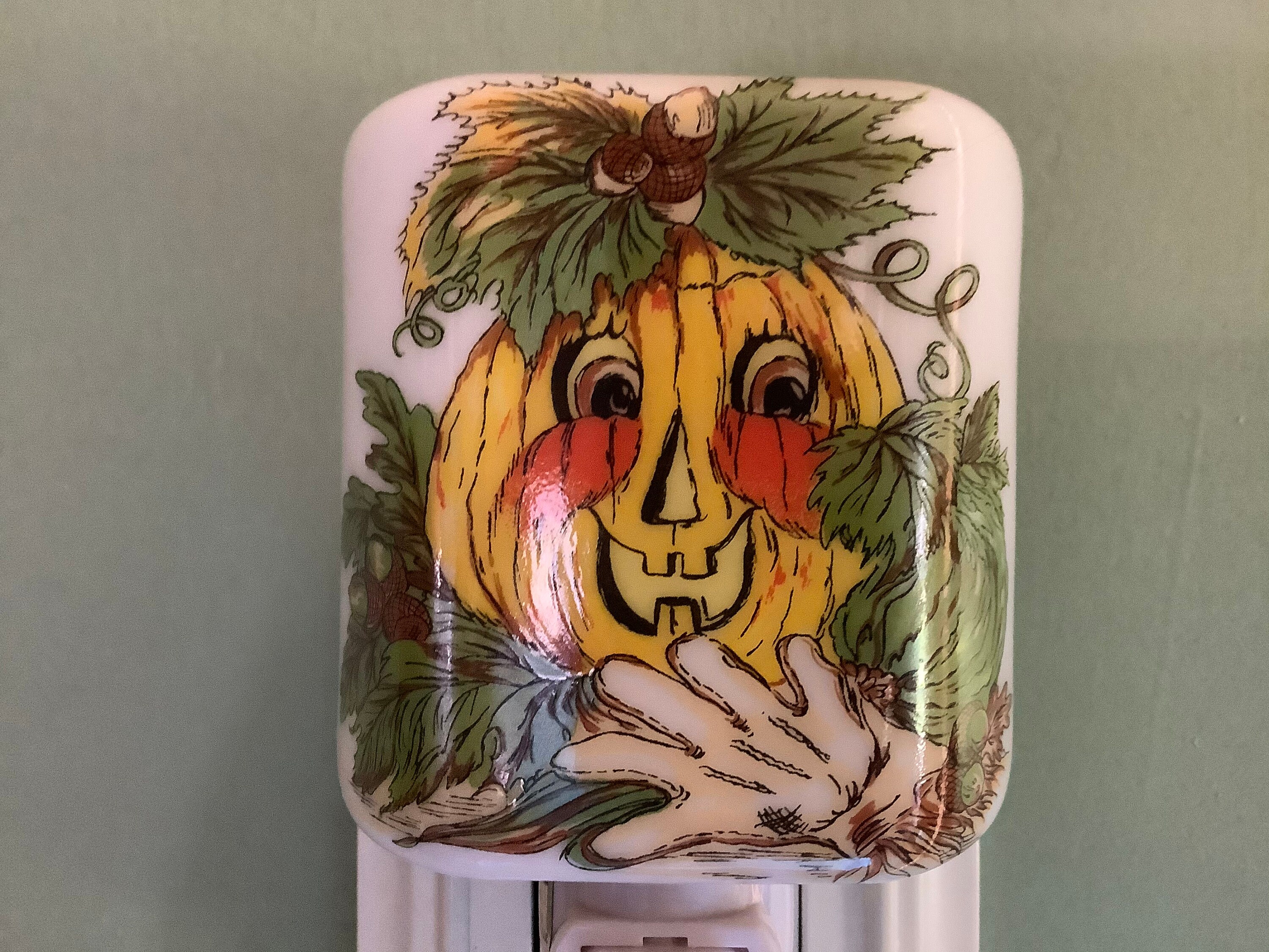 Pumpkin Fused Glass Plug in Halloween Jack O Lantern Night Light With ...