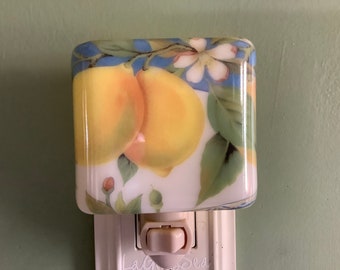 1 Lemon Fused Glass Plug In Citrus Fruit Night Light with Draped Sides