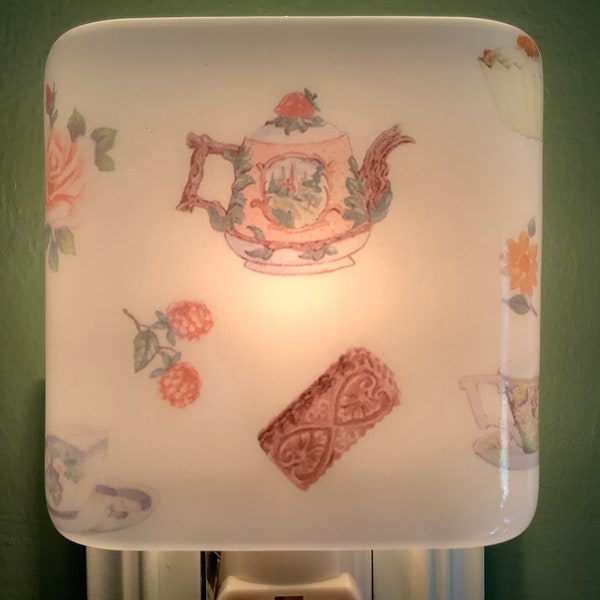 Tea Time Fused Glass Plug In Treat Night Light with Draped Sides Outlet Sconce