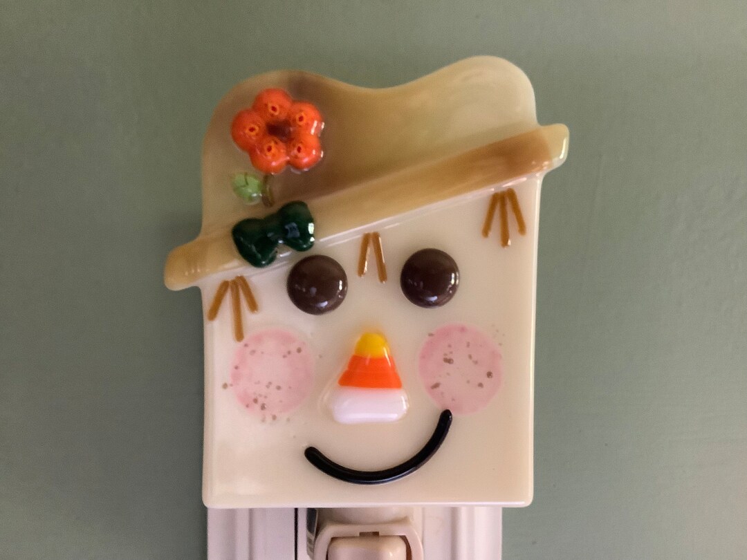1 Adorable Scarecrow Fused Glass Plug in Halloween Night Light Etsy