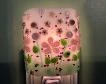 1 Murrini Pretty In Purple Fused Glass Plug In Flowers Night Light with Draped Sides Outlet Sconce