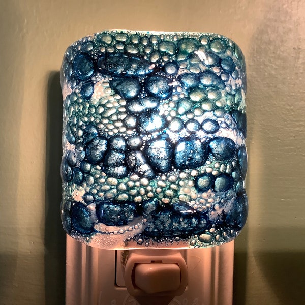 1 Ocean Waves Fused Glass Plug In Night Light with Draped Curved Sides Sconce