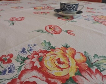 Vintage Floral Tablecloth, Retro Table Covering, Mid-Century Dining, Table Settings, 52" x 42"