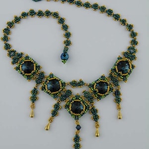 Beading Tutorial - Squared Crystals Necklace