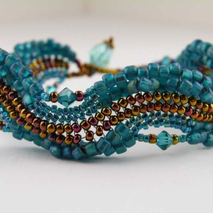 Beading Tutorial Curves Bracelet image 1