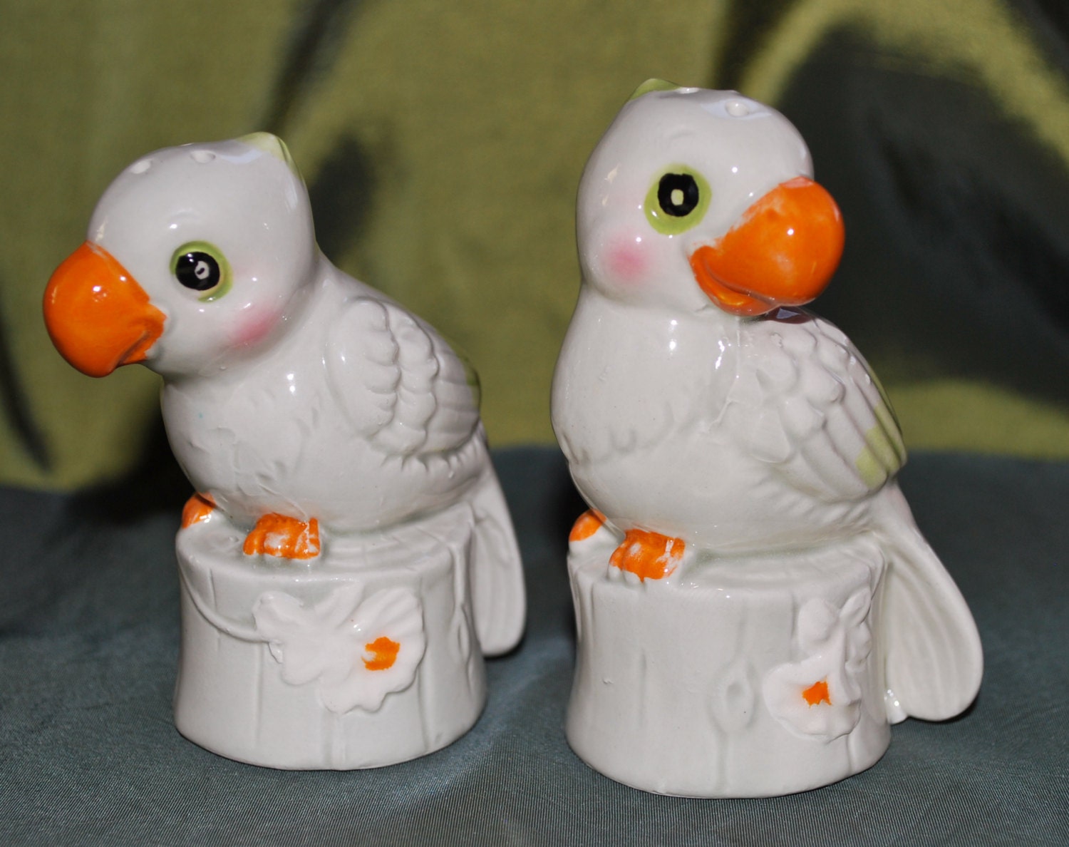 Adorable Parrot Salt and Pepper Shakers Etsy