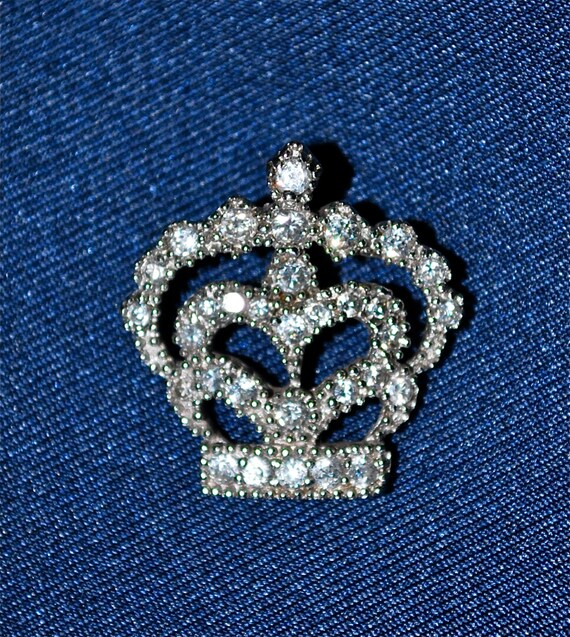 Sparkly Crown Heart Pendant - image 1
