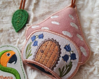 Pochette pour clés de maison de fée 4 x 4 FICHIER NUMÉRIQUE ITH pour machines à broder uniquement