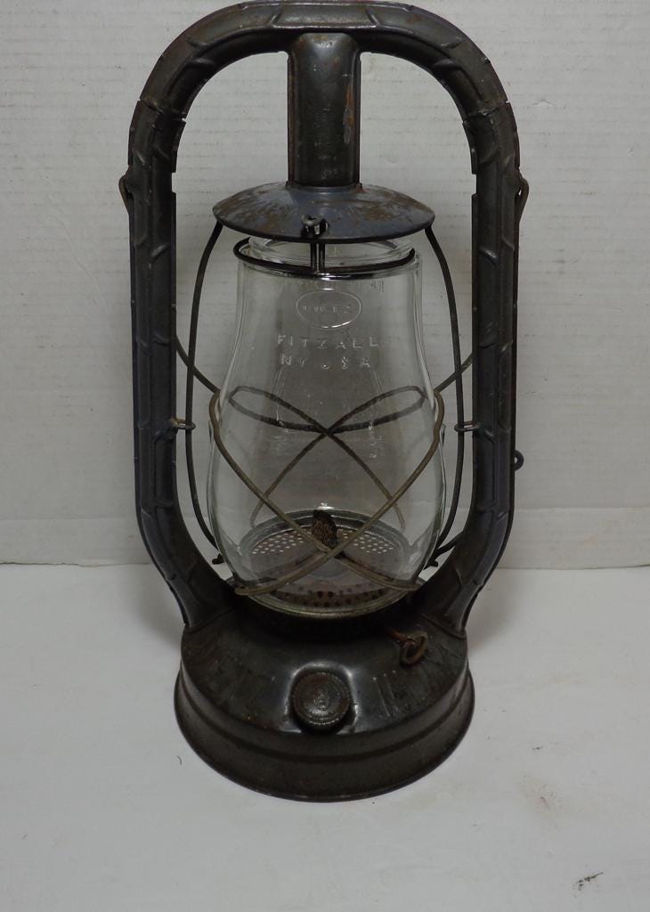 Vintage DIETZ MONARCH Kerosene Lantern Lamp Syracuse Factory NY S
