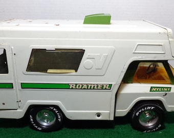 Vintage Nylint Roamer RV Camper With AC Pressed Steel Made in U.S.A.
