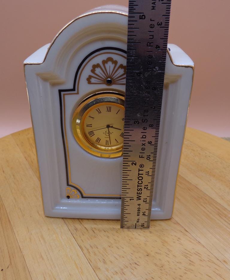 Vintage Lenox Brunswick Ivory Porcelain Mantle / Desk Quartz Clock