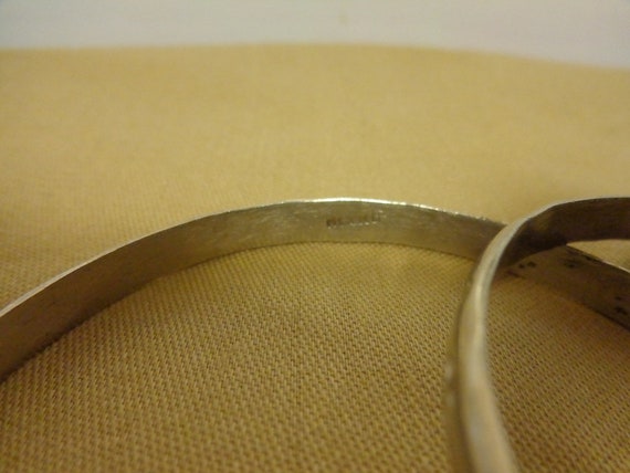 Vintage Mexico Silver Bangles Nice Etching 8 1/2"… - image 3