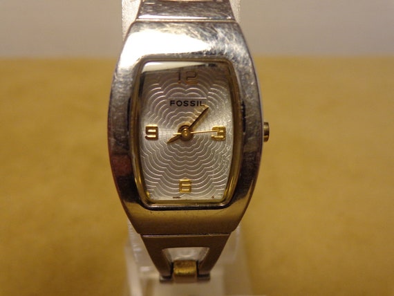 Fossil ES-9382 250812 Two Tone Silver and Gold Ladies Quartz  display picture 3