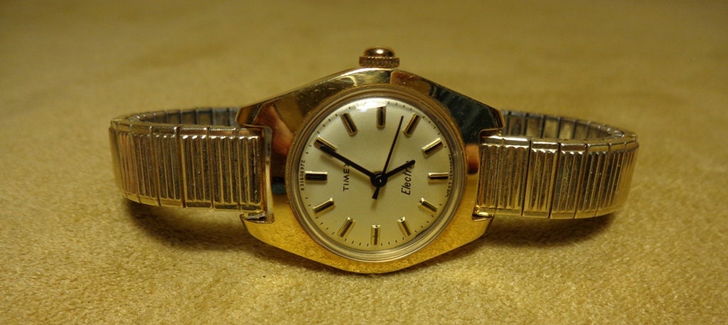 VINTAGE LADIES TIMEX 10K GF ROLLED GOLD PLATED Vintage timex electric 10k - Gem main image 2