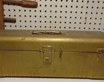 Vintage Large Union Steel / Liberty Steel Metal Tackle Box With One Self Opening Tray 19" Long T 3119