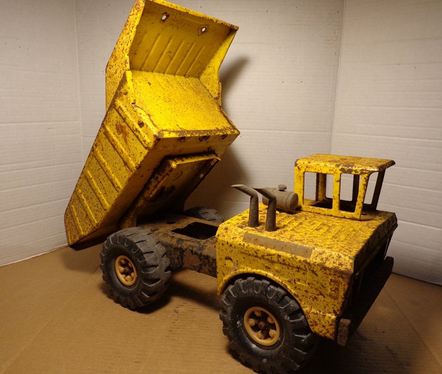 TONKA Vintage Large Pressed Steel 1970's Mighty Dump Truck Made in
