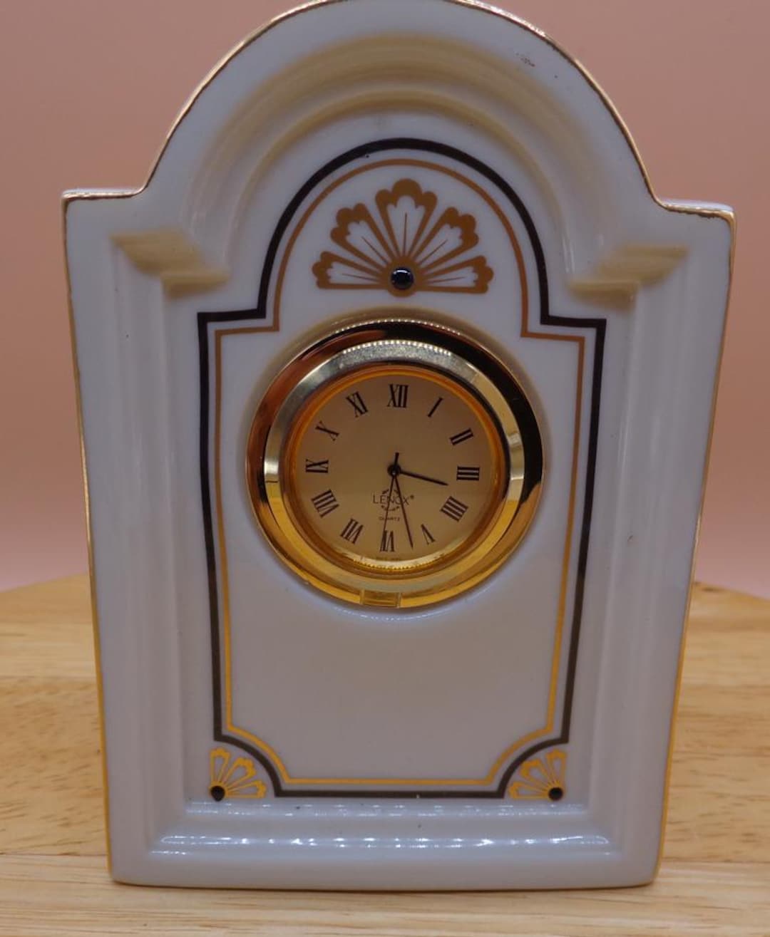 Vintage Lenox Brunswick Ivory Porcelain Mantle / Desk Quartz Clock