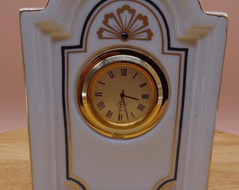 Vintage Lenox Brunswick Ivory Porcelain Mantle / Desk Quartz Clock