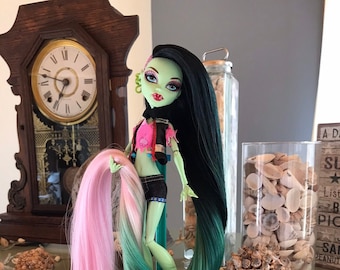 Monster high reroot service