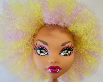 Ooak rerooted clawdeen wolf monster high