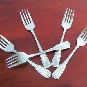 BOSTON COLONIAL Stainless Flatware Oneida Northland 5 Salad Forks Discontinued