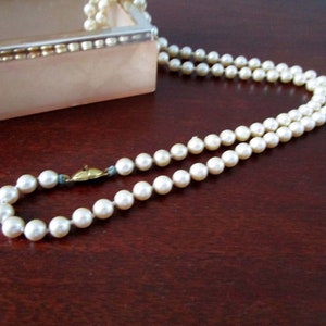 Vintage Monet Signed Knotted Pearls, 14.5" Long, Scab Clasp, Pearl Necklance, Mid Century Vintage Jewelry