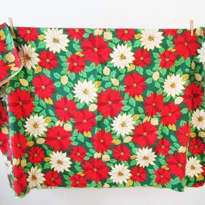 Christmas Tablecloth Cotton 54x68 inch Rectangle Red White Gold on Green Poinsettias Xmas Holiday Table Linens