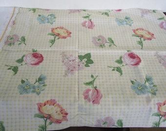 2 Vintage 1960s Pillowcases PEPPERELL Yellow Pink Floral NOS Lace Standard 20x30 inch Lattice Design, Percale Retro Linens, Cottage Chic