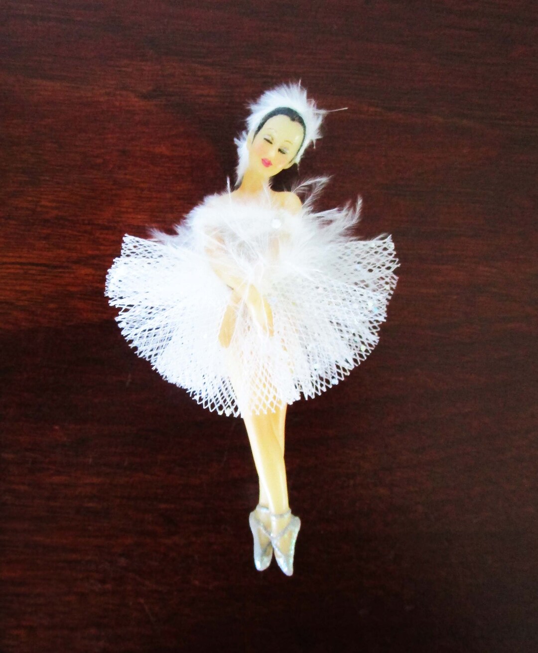 Mikelart Necklace Pendant Ballerina Swan Lake main image 1