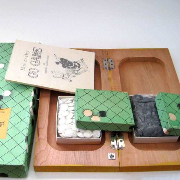 Vintage Japanese GO Game with Gray Slate & White Stone Pieces, near MINT Condition Green Boxes, 1961 Instruction Book, NM, Vintage Games