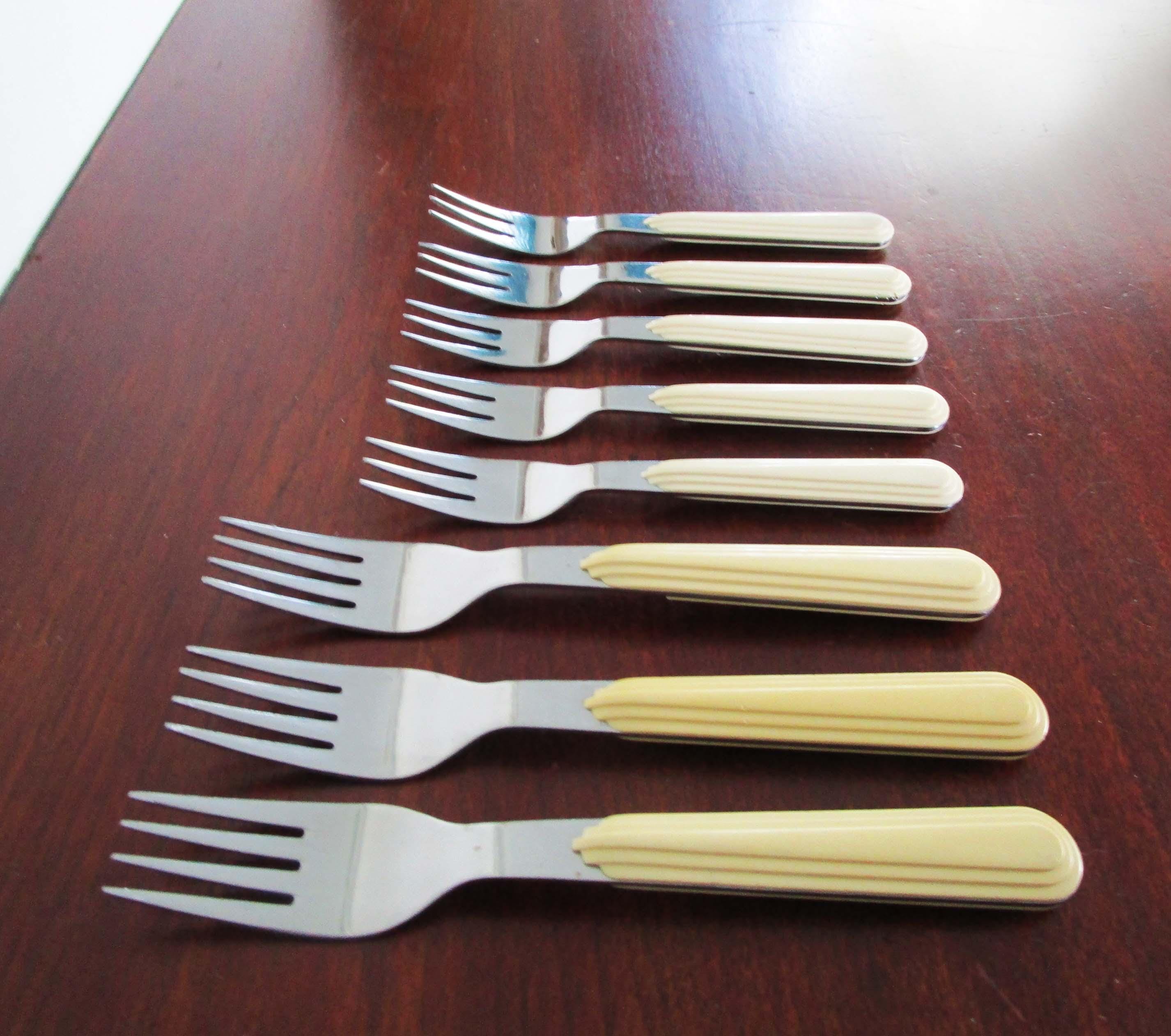 JAZZ Stainless Flatware 7 Forks Art Deco Cream Plastic Handle
