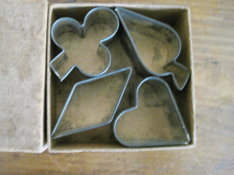 Primitive Original Box Four Vintage Antique Metal Cookie Cutters Kitchen Decor