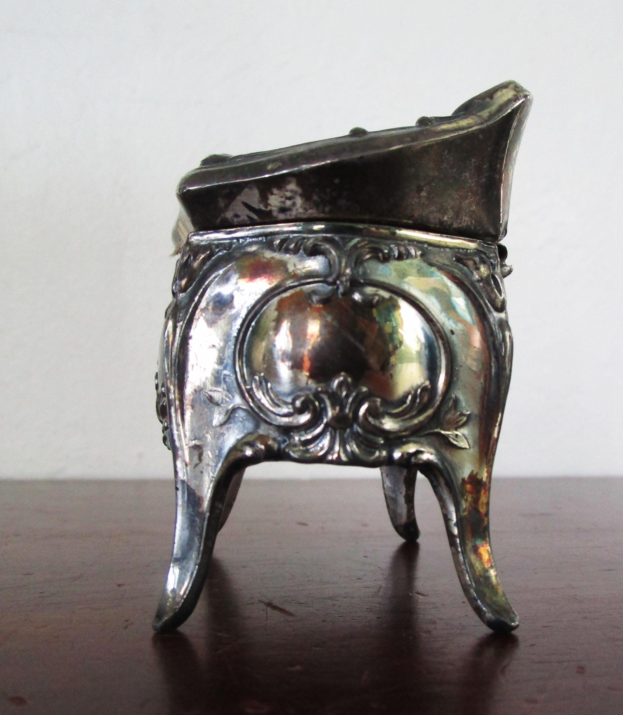 Sucrier ancien en métal argenté avec couvercle - Arts de la table
