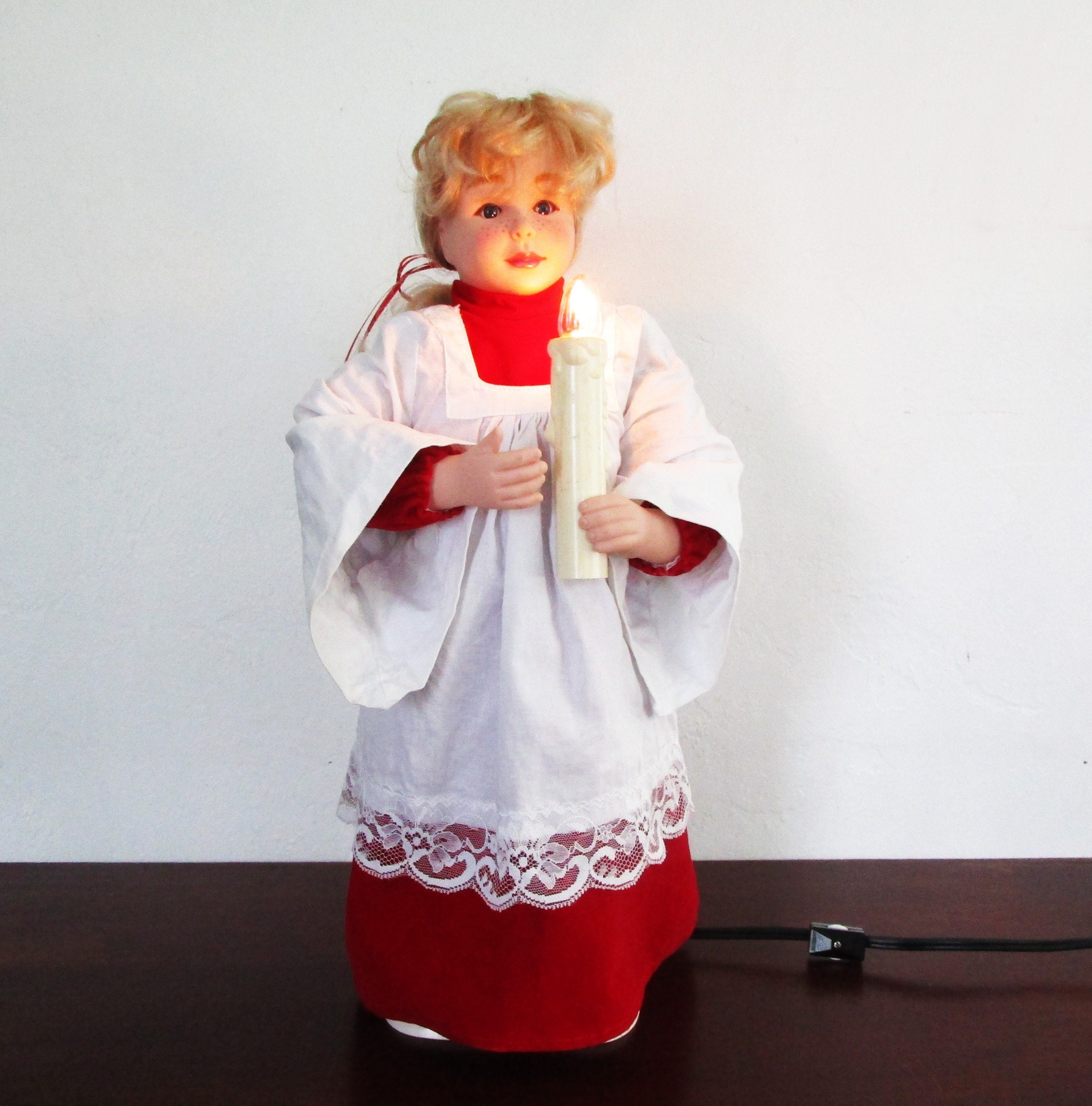 Animated Xmas Doll With Candle, Vintage Christmas Moving Choir