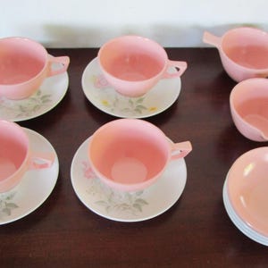 1950s Melmac Pink Floral Stetson Cups Saucers Bowls MCM Retro Dinnerware Melamine 4 Sets with 4 Dessert Bowls 14 Pcs