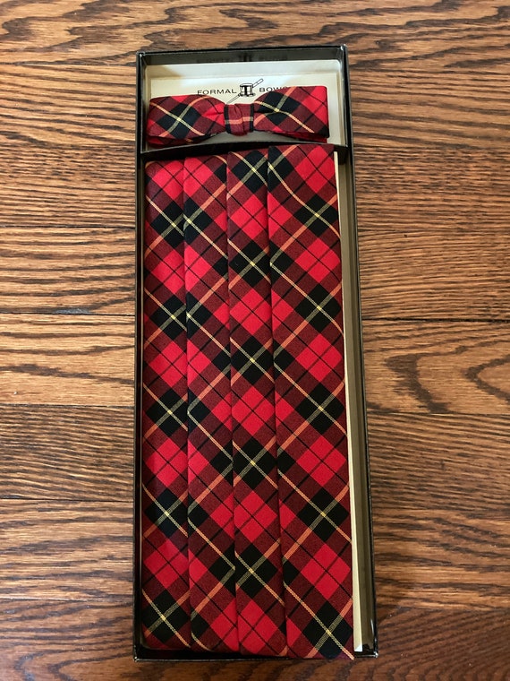 Plaid 1960’s Bow Tie & Cumberbun Set