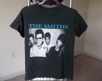 Vintage T-Shirt The Smiths 2000s Y2K  Faded Distressed Band Tee Grunge Street Wear Clothing no Tag Size Small