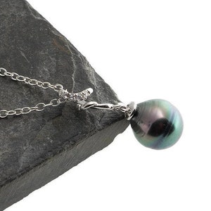 Handmade Tahitian Black Pearl Pendant: Sterling Silver Diamond Bail